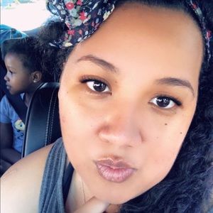 Meet your Posher, Christina